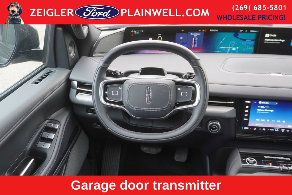 Used 2025 Lincoln Navigator Reserve w/ Jet Appearance Package image 25