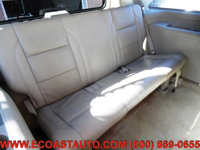 Used 2004 INFINITI QX56 4WD w/ Smart Vision Pkg image 11