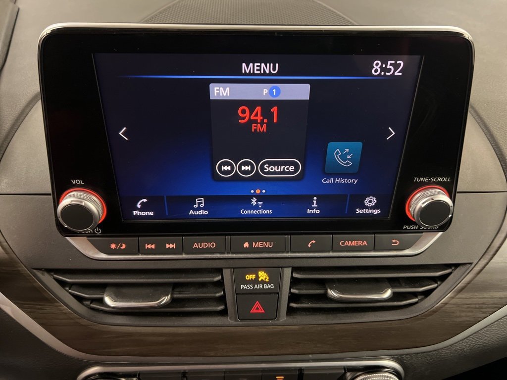 Used 2023 Nissan Altima 2.5 SV image 9