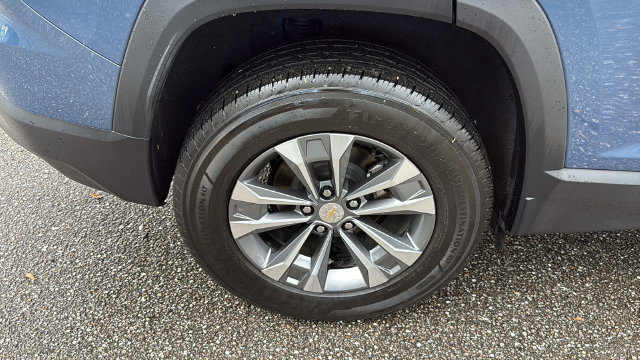 Used 2025 Chevrolet Equinox LT w/ LPO, Floor Liner Package FWD image 11