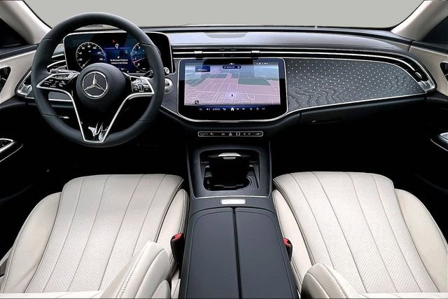 New 2026 Mercedes-Benz E 350 4MATIC Sedan image 7