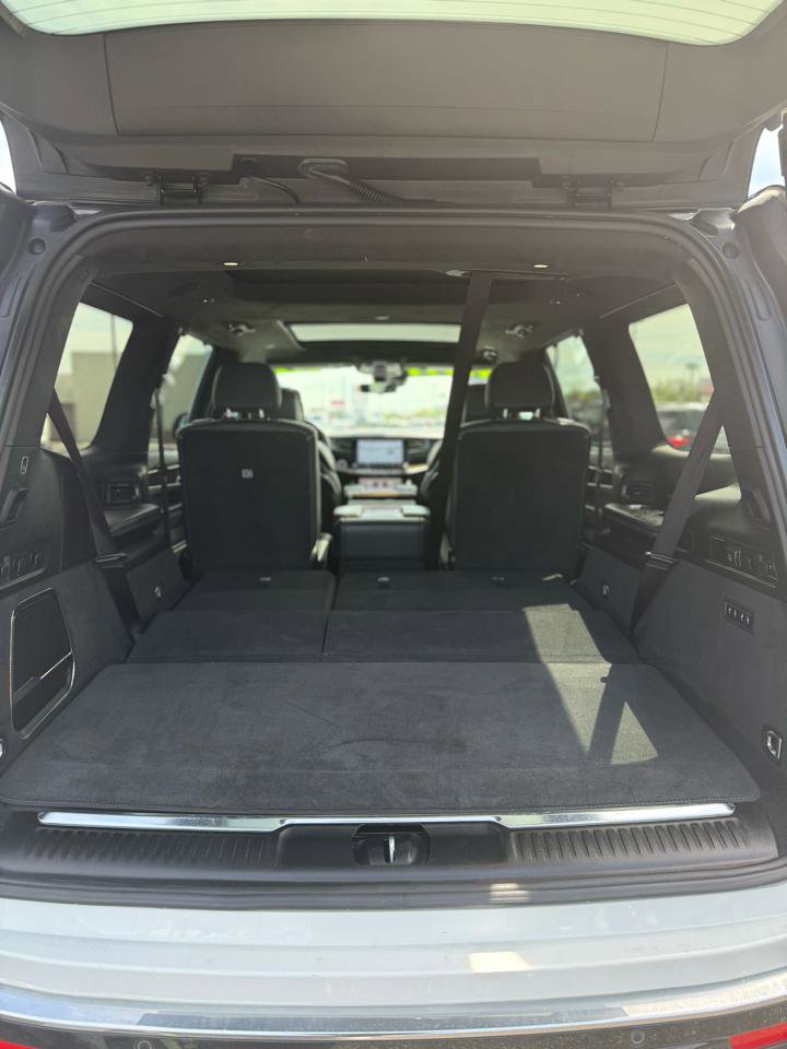 Used 2023 Jeep Grand Wagoneer Series II image 21