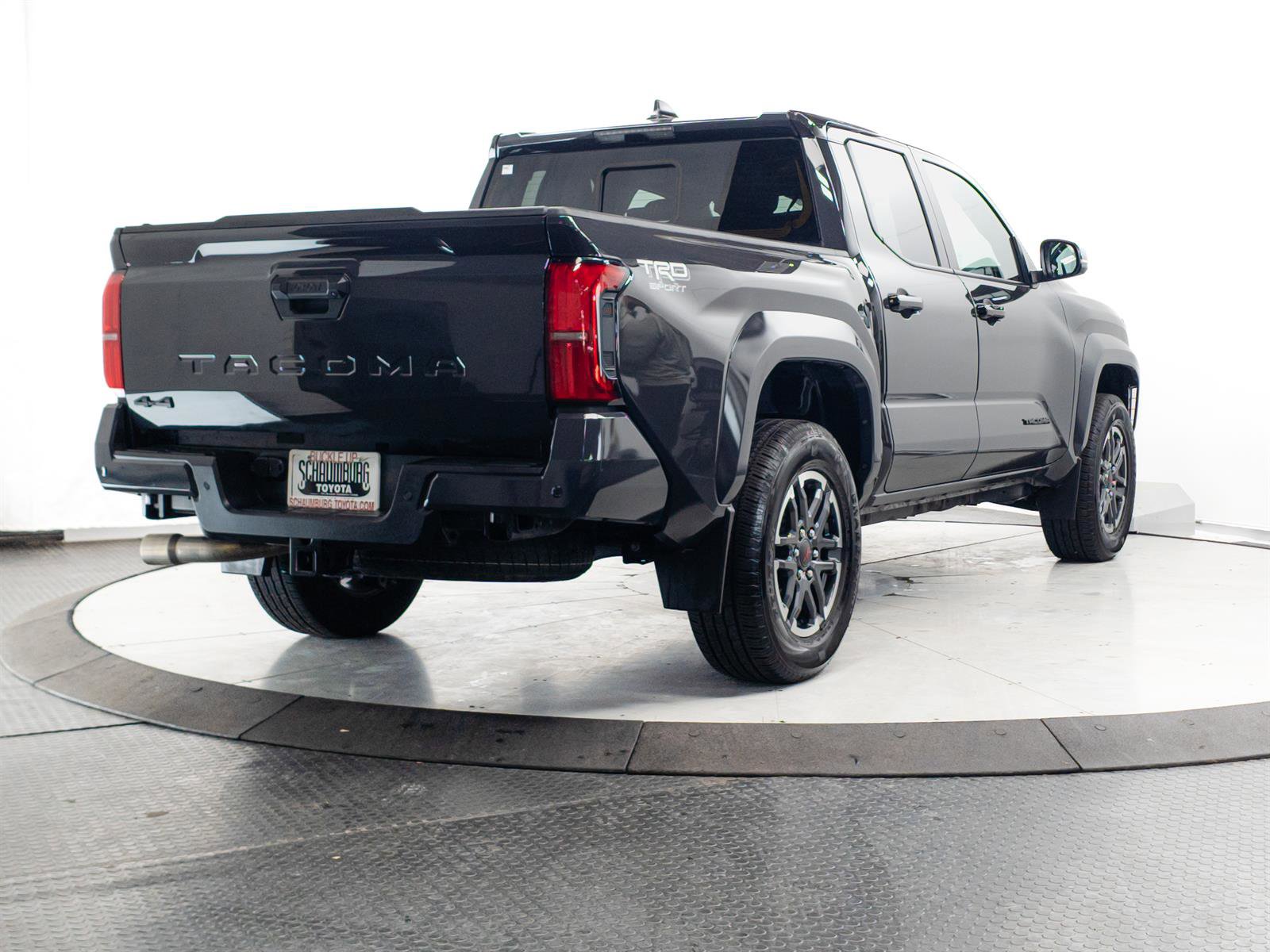 Certified 2024 Toyota Tacoma TRD Sport w/ TRD Sport Upgrade Package AWD/4WD image 12