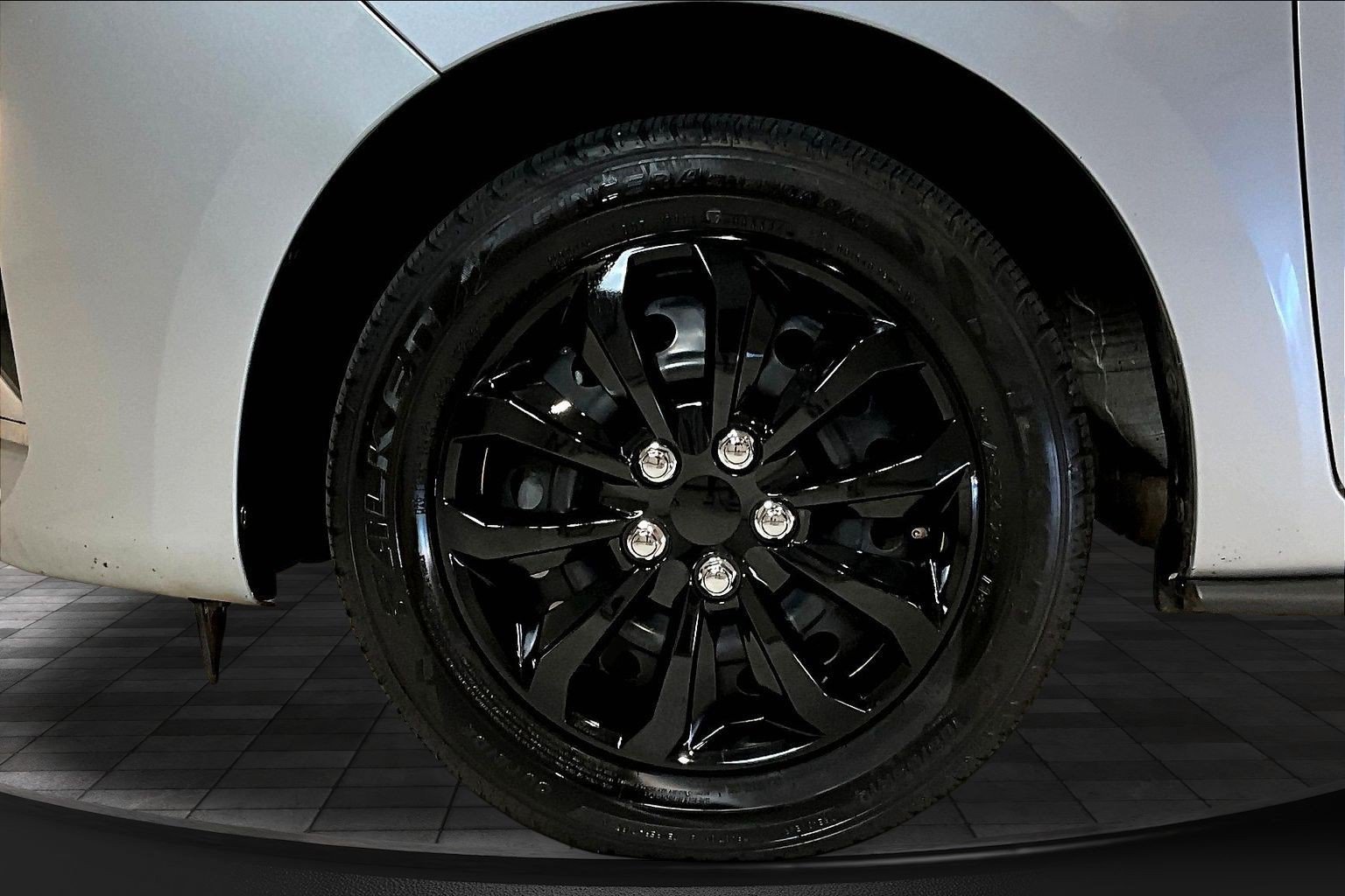 Used 2024 Mitsubishi Mirage ES FWD image 32