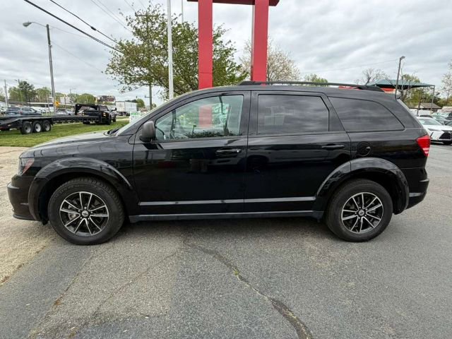Used 2018 Dodge Journey SE w/ Blacktop Package image 4