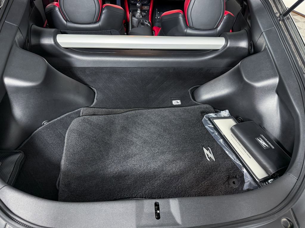 Certified 2024 Nissan Z Performance w/ Floor Mat Package image 34