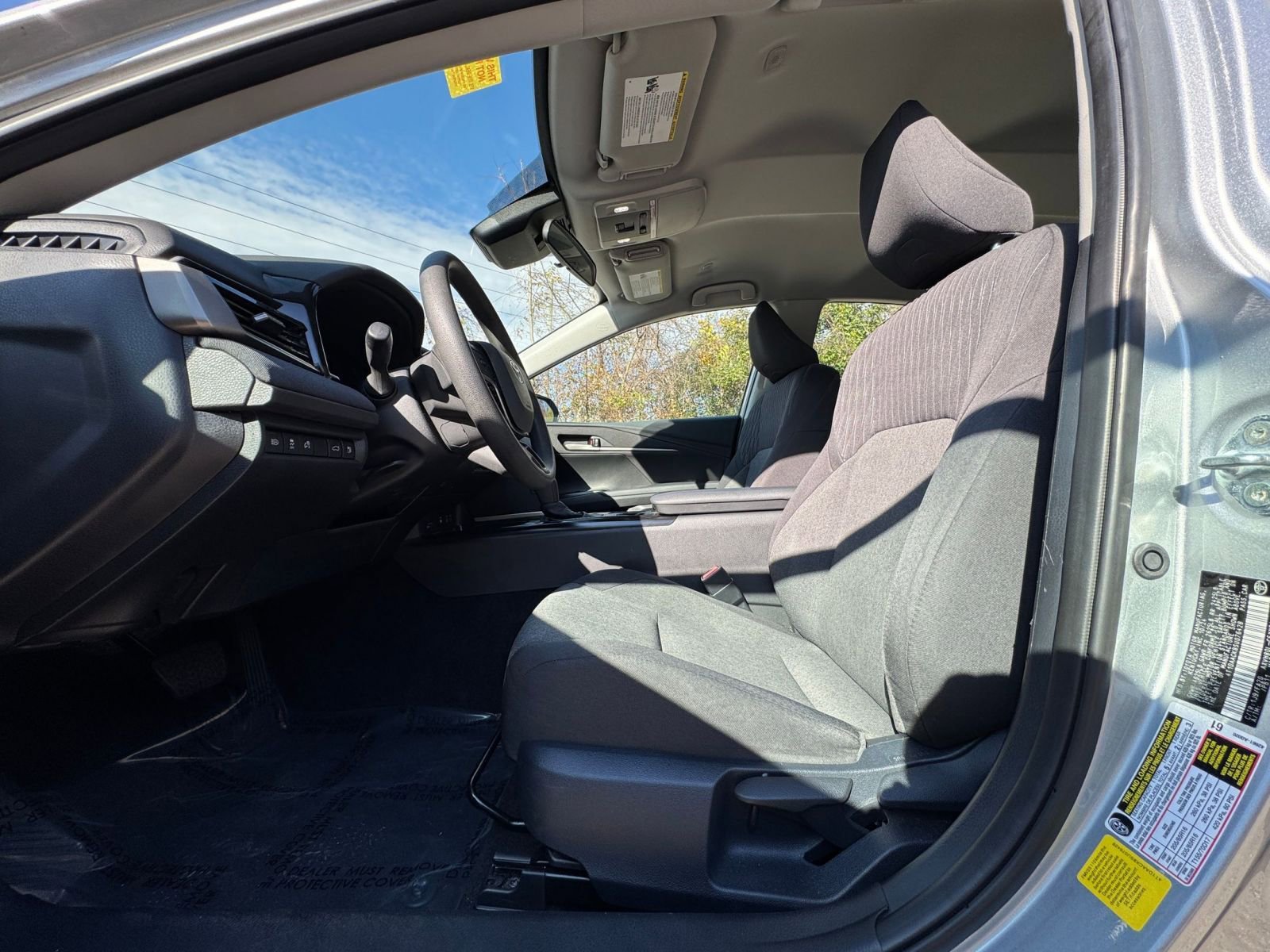 Used 2025 Toyota Camry LE image 22