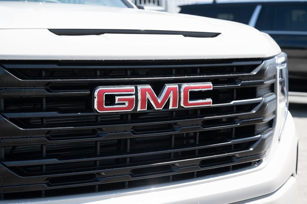 New 2026 GMC Sierra 1500 Pro w/ Graphite Edition AWD/4WD image 11