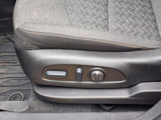 Used 2023 Chevrolet Equinox LT FWD image 4