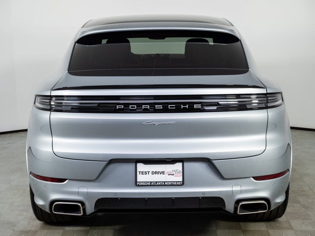 New 2026 Porsche Cayenne Coupe image 30