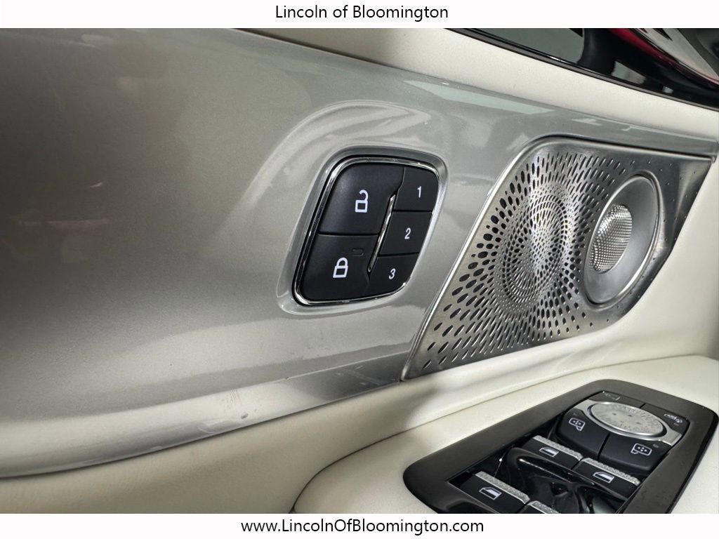 New 2024 Lincoln Nautilus Black Label w/ Jet Appearance Package (87T) image 53