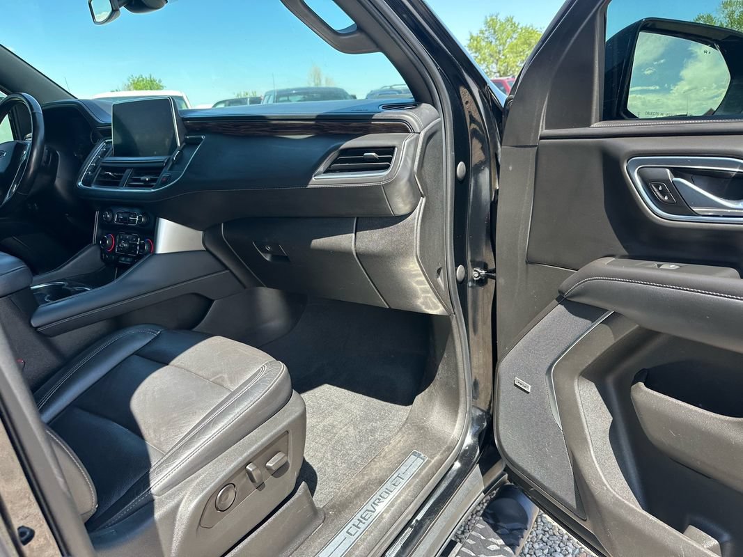 Used 2021 Chevrolet Tahoe Z71 w/ Z71 Signature Package AWD/4WD image 14
