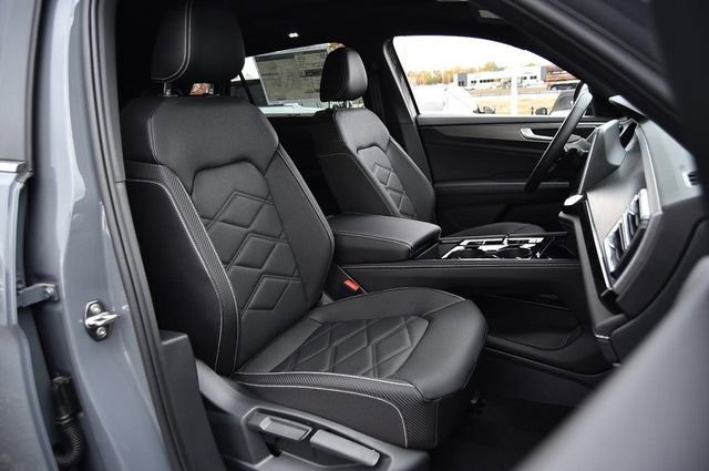 New 2026 Volkswagen Atlas Cross Sport SE image 20