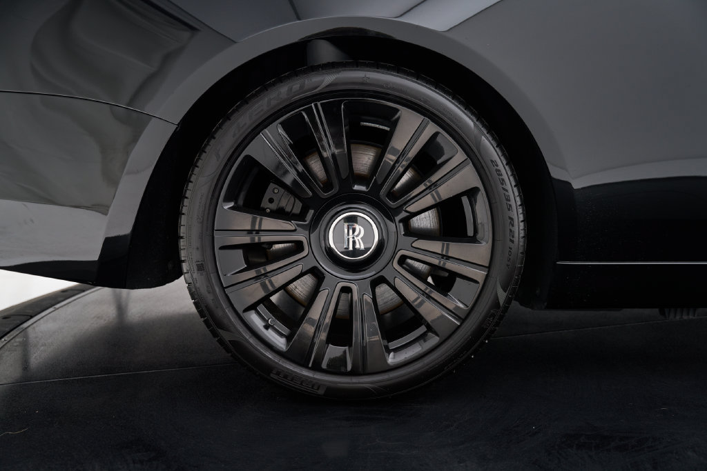 Used 2015 Rolls-Royce Wraith RWD image 31