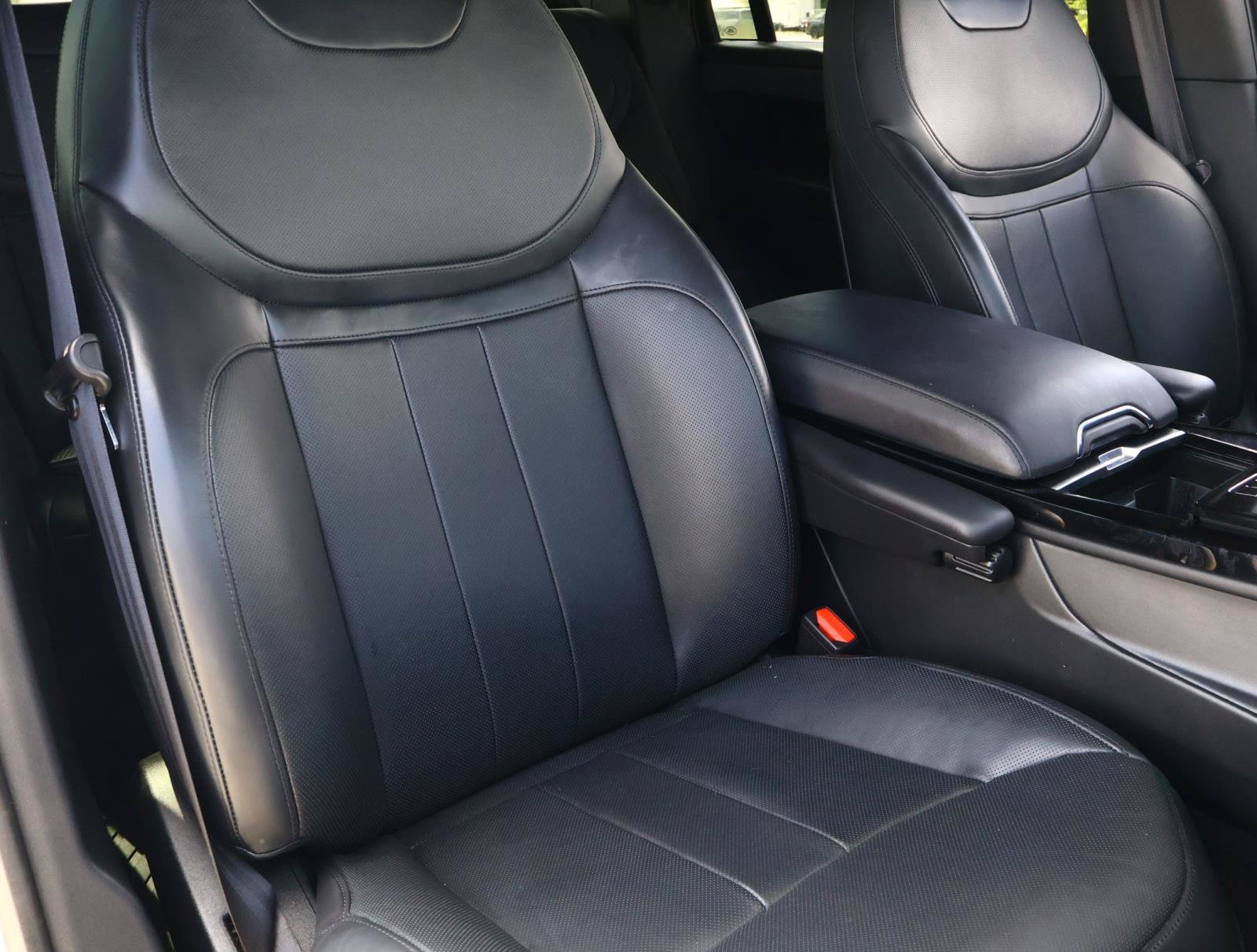 Used 2023 Land Rover Range Rover Sport SE Dynamic AWD/4WD image 19