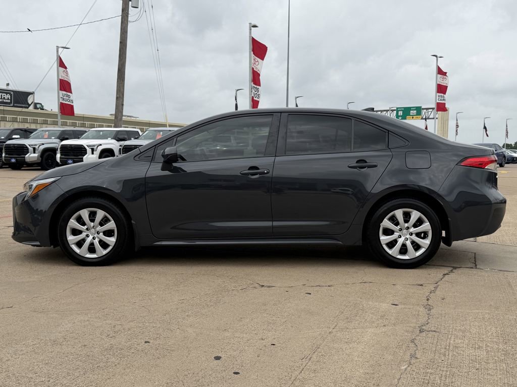 Used 2024 Toyota Corolla LE FWD image 6