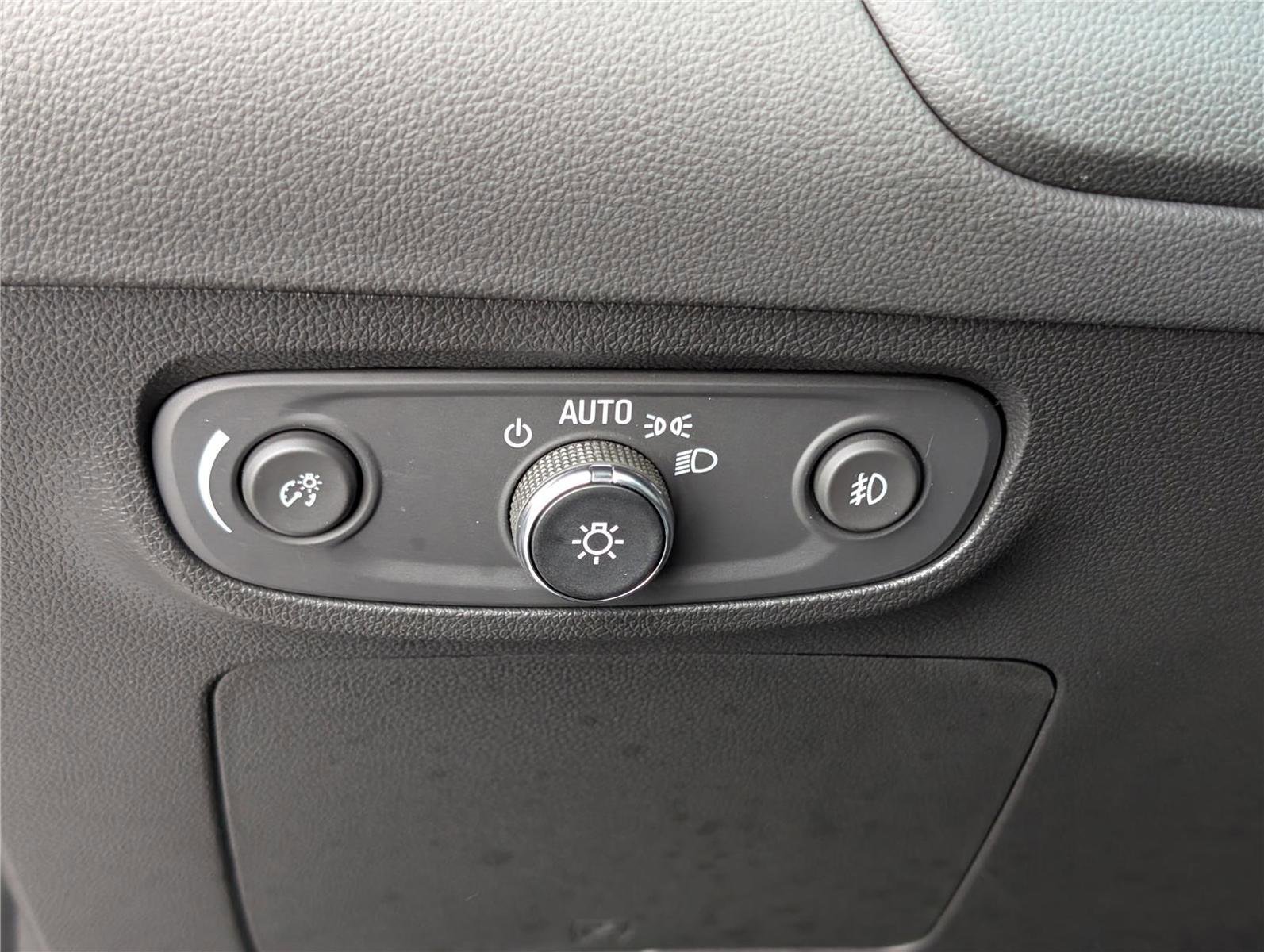 Used 2023 Buick Encore GX Select w/ Experience Buick Package AWD/4WD image 22