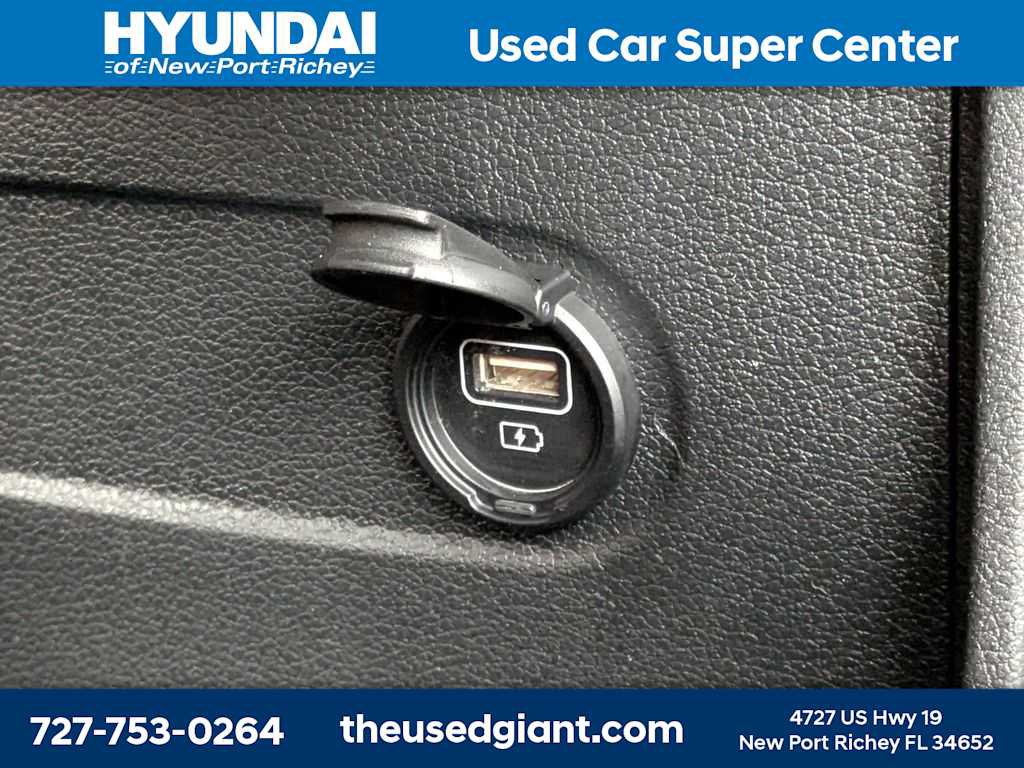 Used 2021 Hyundai Palisade SEL FWD image 32
