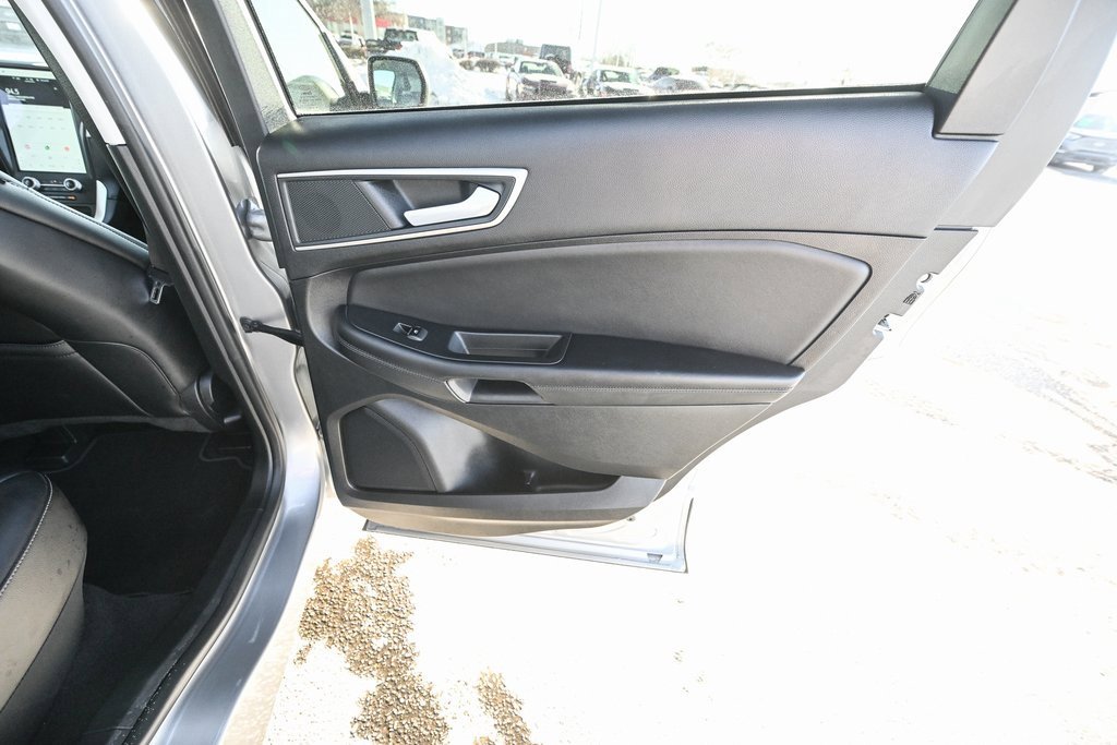 Used 2024 Ford Edge SEL w/ Convenience Package image 30