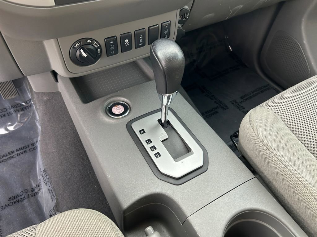 Used 2021 Nissan Frontier SV w/ Midnight Edition Floor Mats image 20