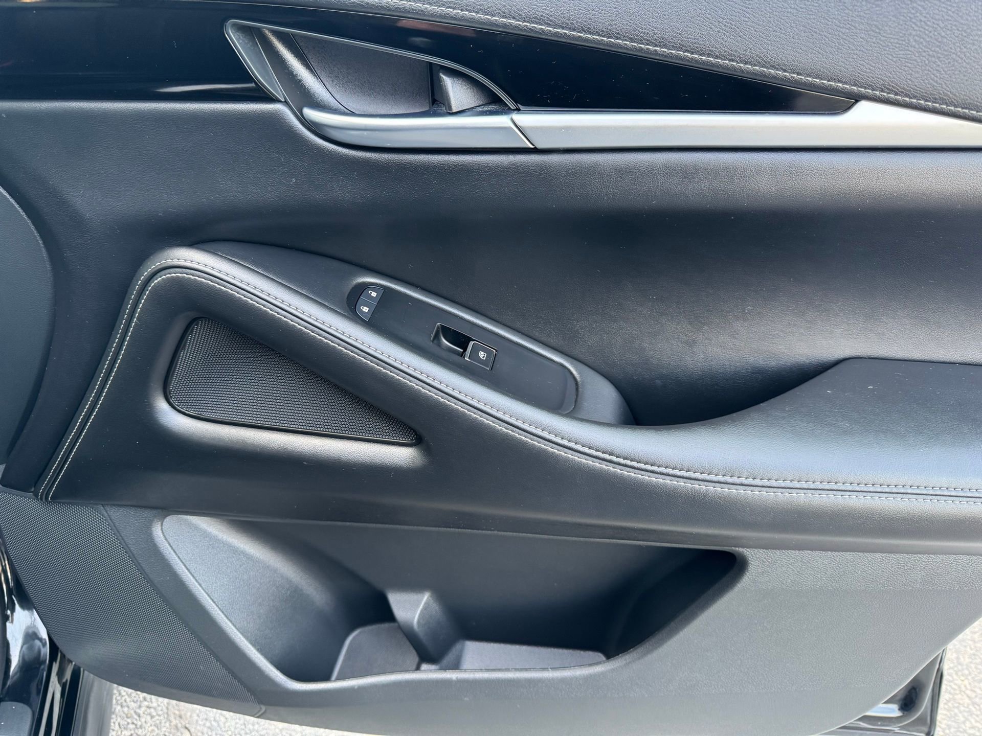 Used 2024 INFINITI QX60 Pure image 11