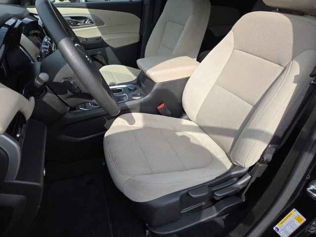 Used 2023 Chevrolet Traverse LS w/ Midnight/Sport Edition AWD/4WD image 30