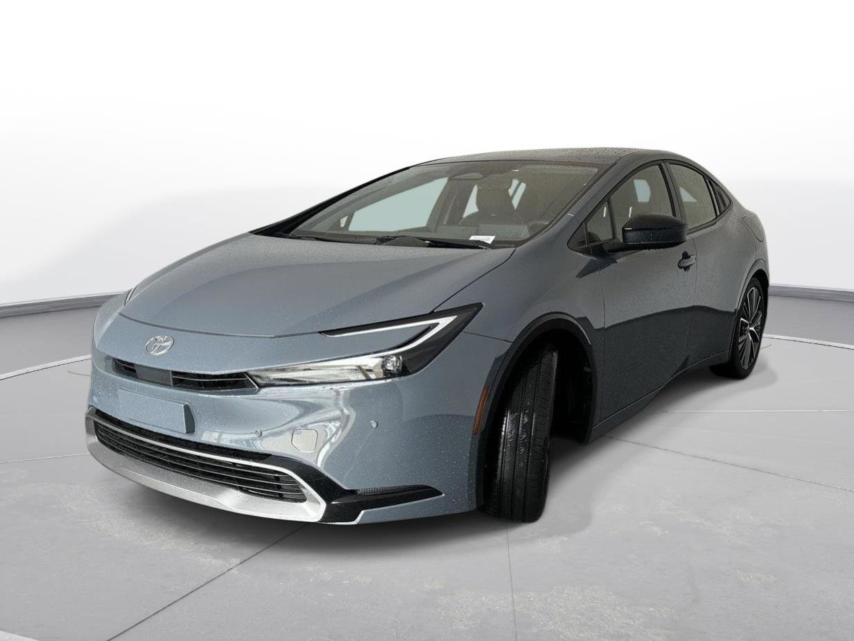 Used 2025 Toyota Prius XLE FWD video 2