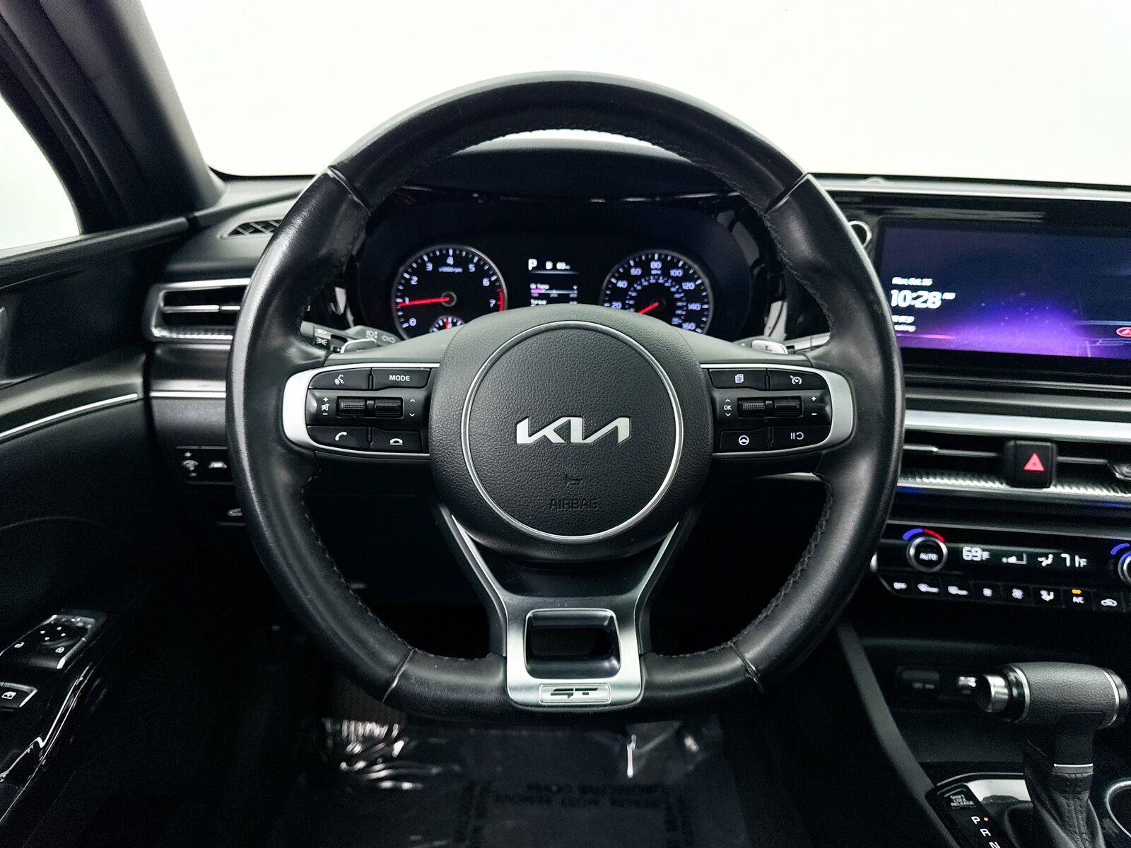 Used 2023 Kia K5 GT FWD image 5