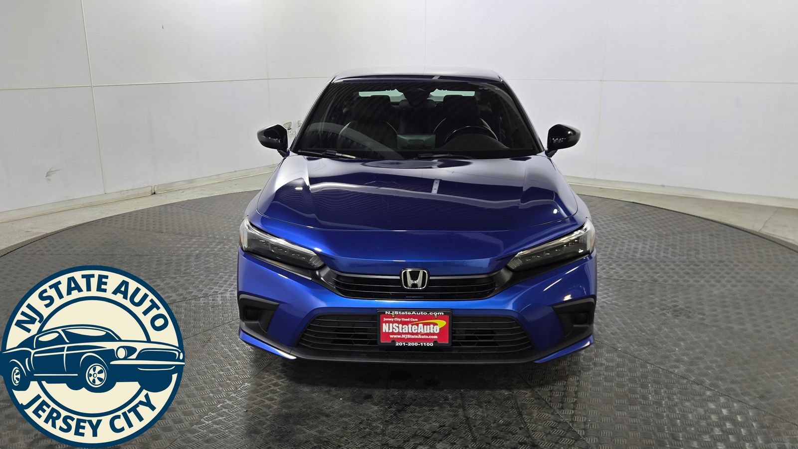 Used 2023 Honda Civic Sport image 2