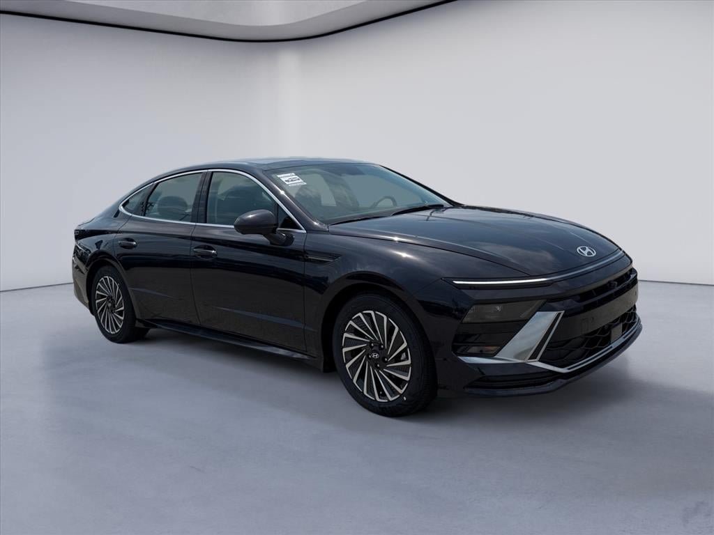 New 2026 Hyundai Sonata Limited FWD image 7