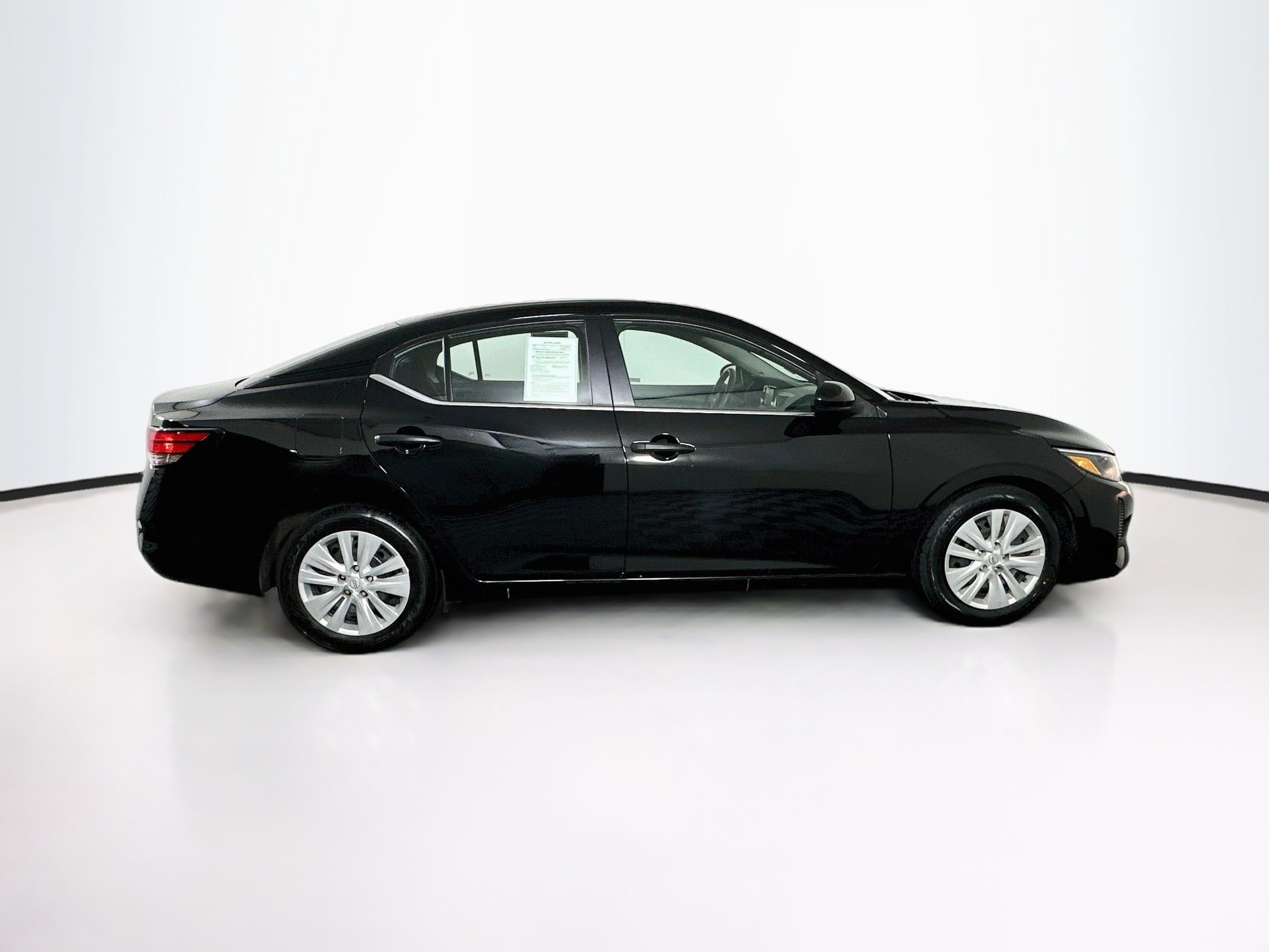 Used 2025 Nissan Sentra S FWD image 10