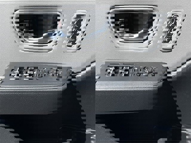 New 2025 Honda Pilot Touring image 23