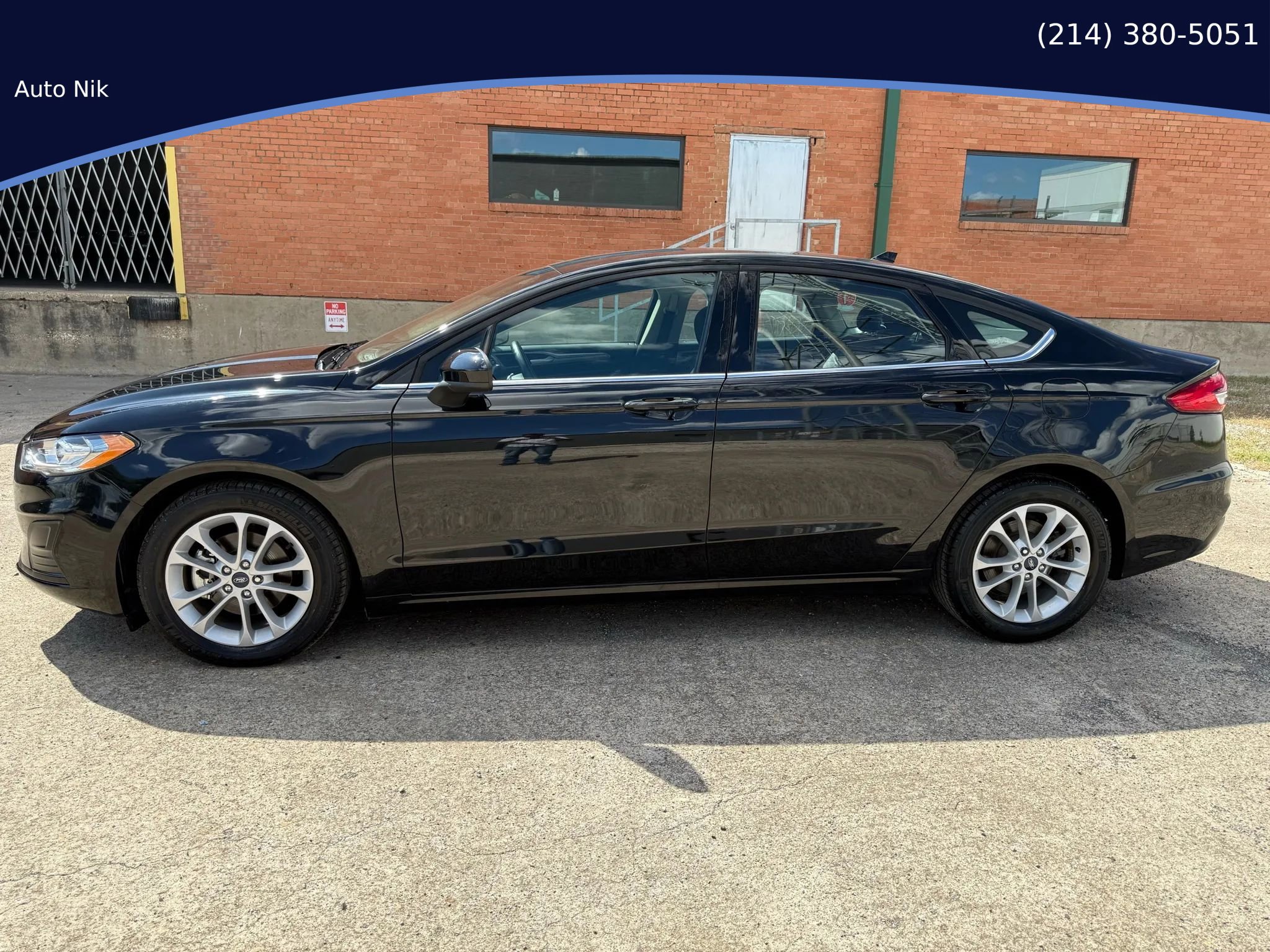 Used 2020 Ford Fusion SE image 6