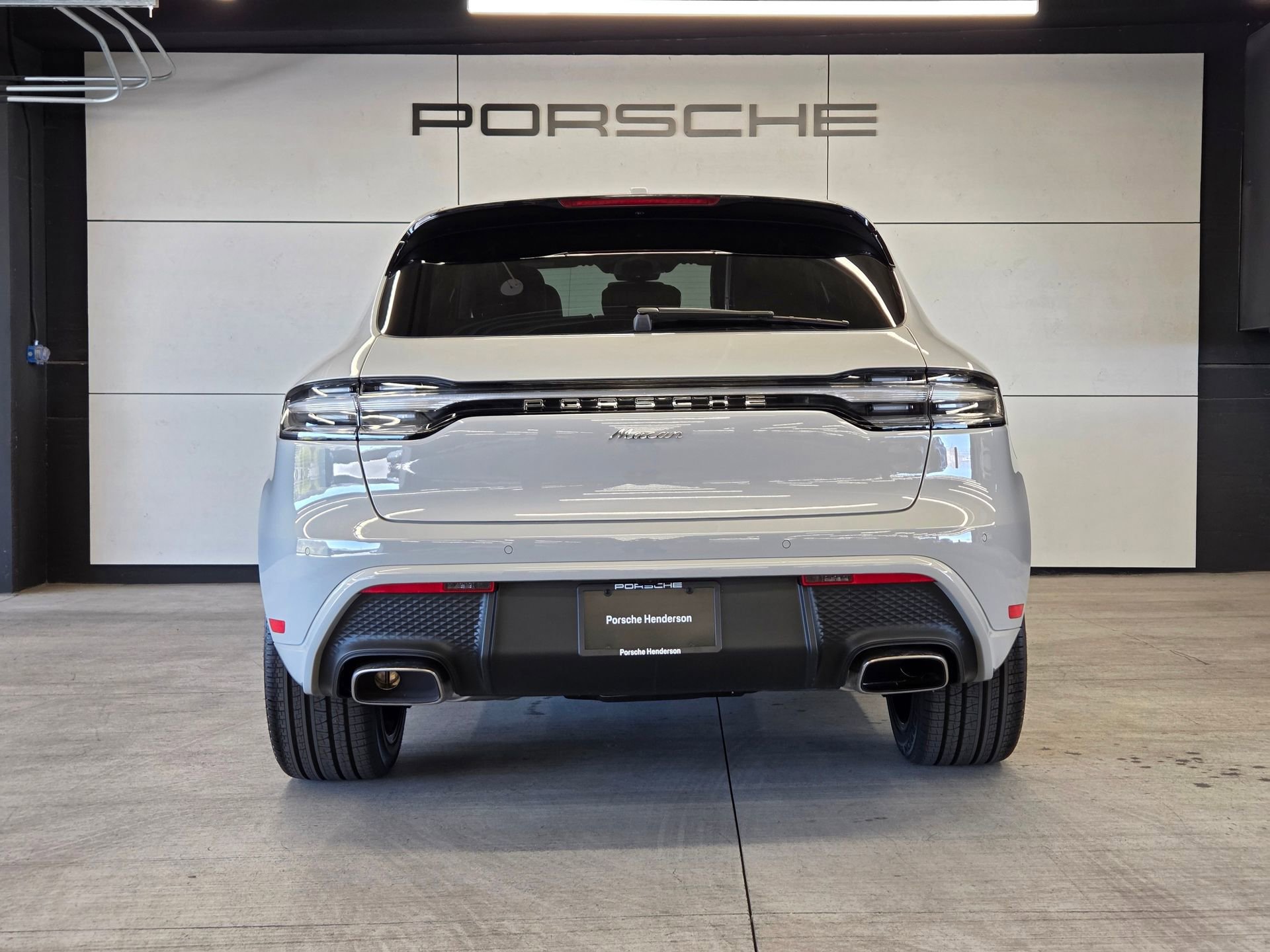 New 2026 Porsche Macan AWD/4WD image 7