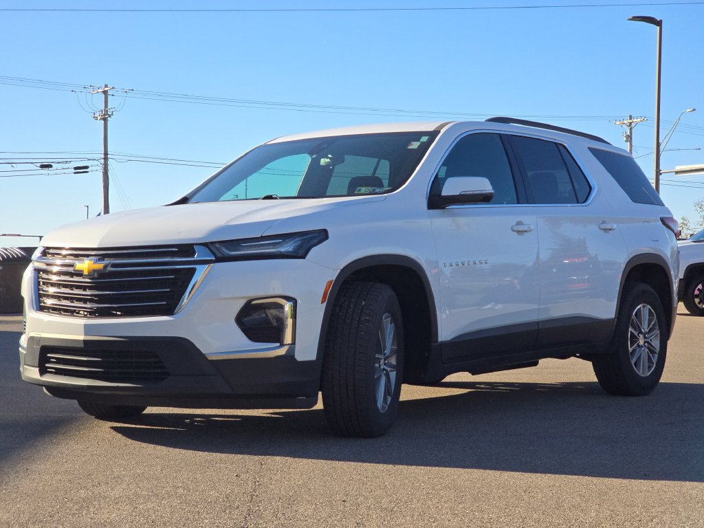 Used 2023 Chevrolet Traverse LT AWD/4WD image 16