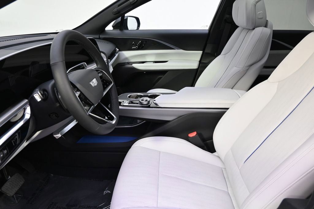 New 2025 Cadillac Lyriq Sport image 13