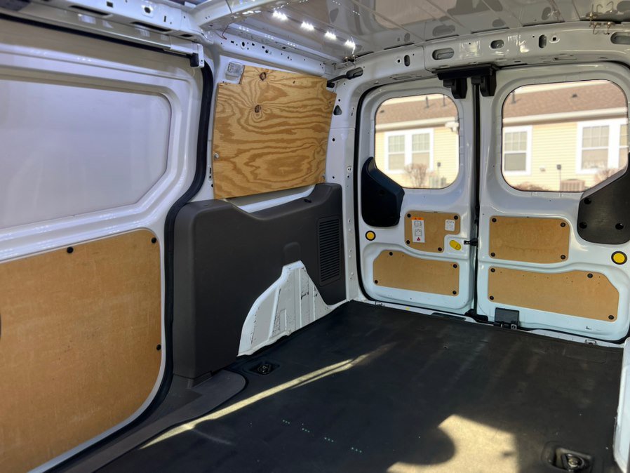 Used 2019 Ford Transit Connect XL image 28
