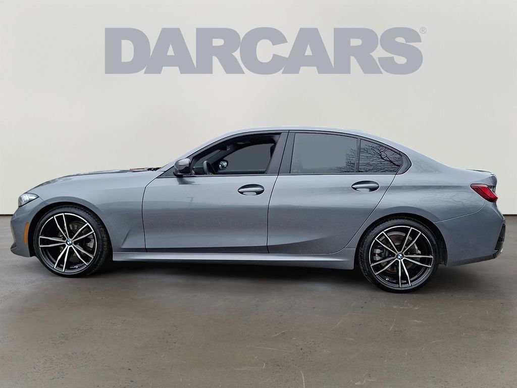 Used 2023 BMW 330i xDrive Sedan w/ M Sport Package AWD/4WD image 4