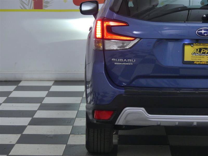 Used 2023 Subaru Forester Touring AWD/4WD image 32