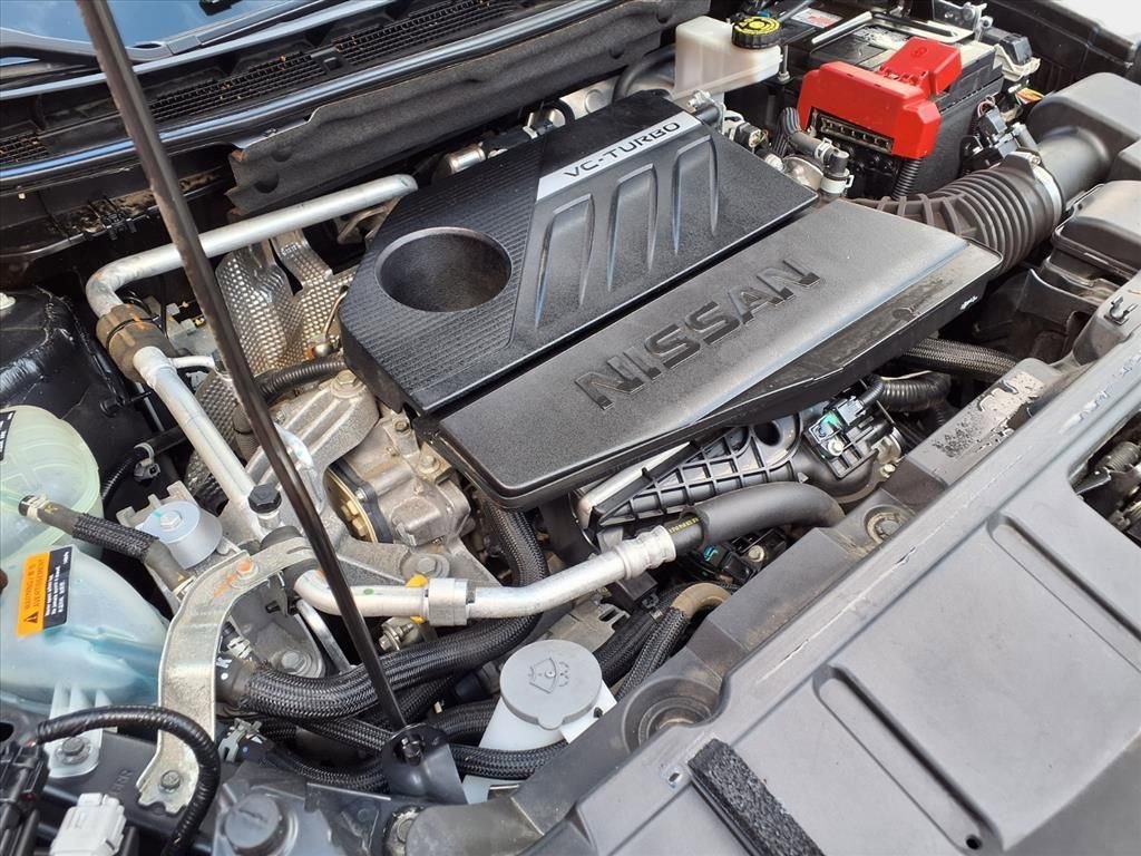 Used 2022 Nissan Rogue SV w/ SV Premium Package image 28