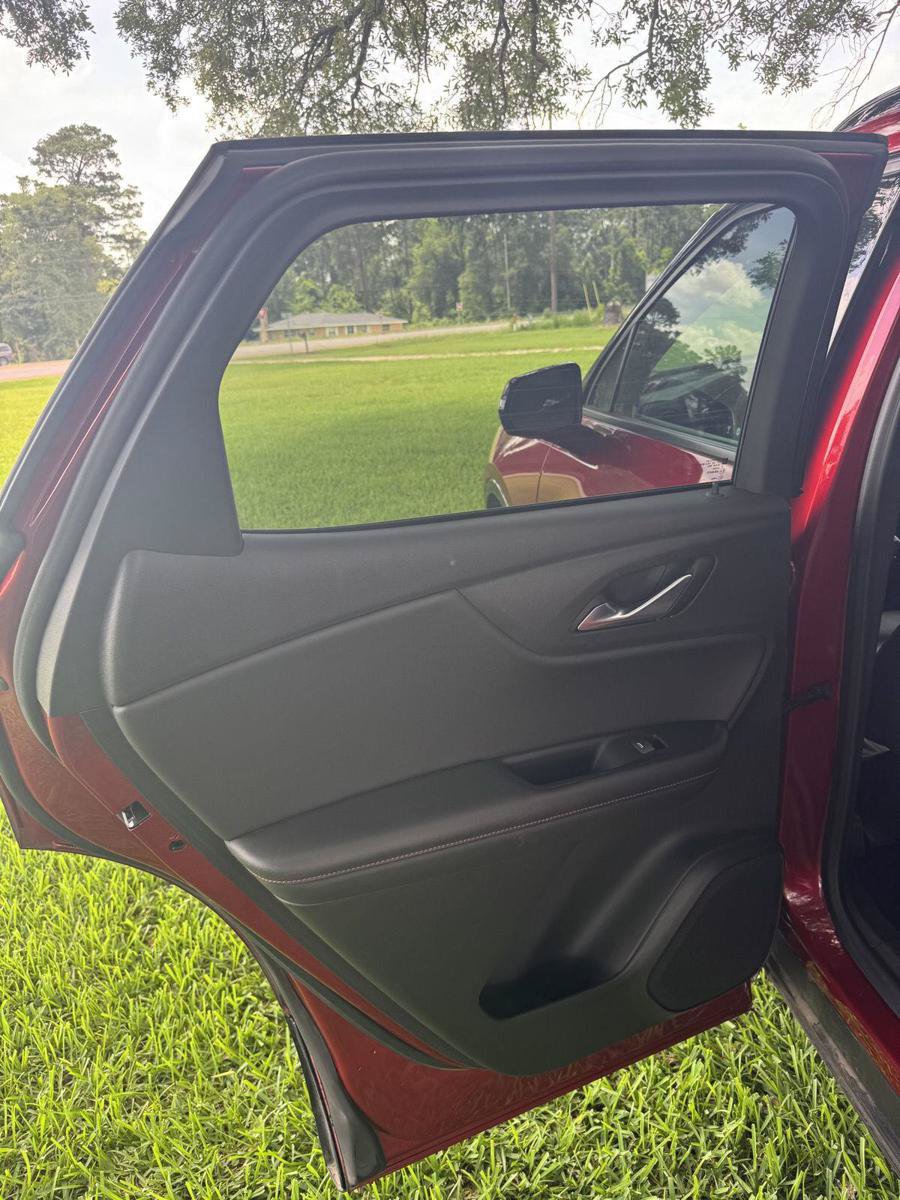 Used 2022 Chevrolet Blazer RS FWD image 11