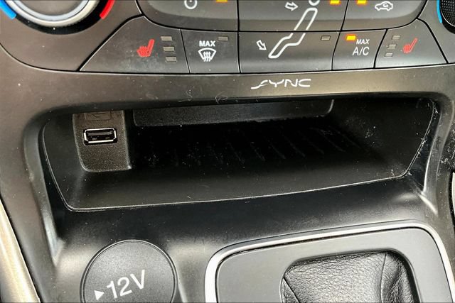 Used 2018 Ford Focus Titanium FWD image 16
