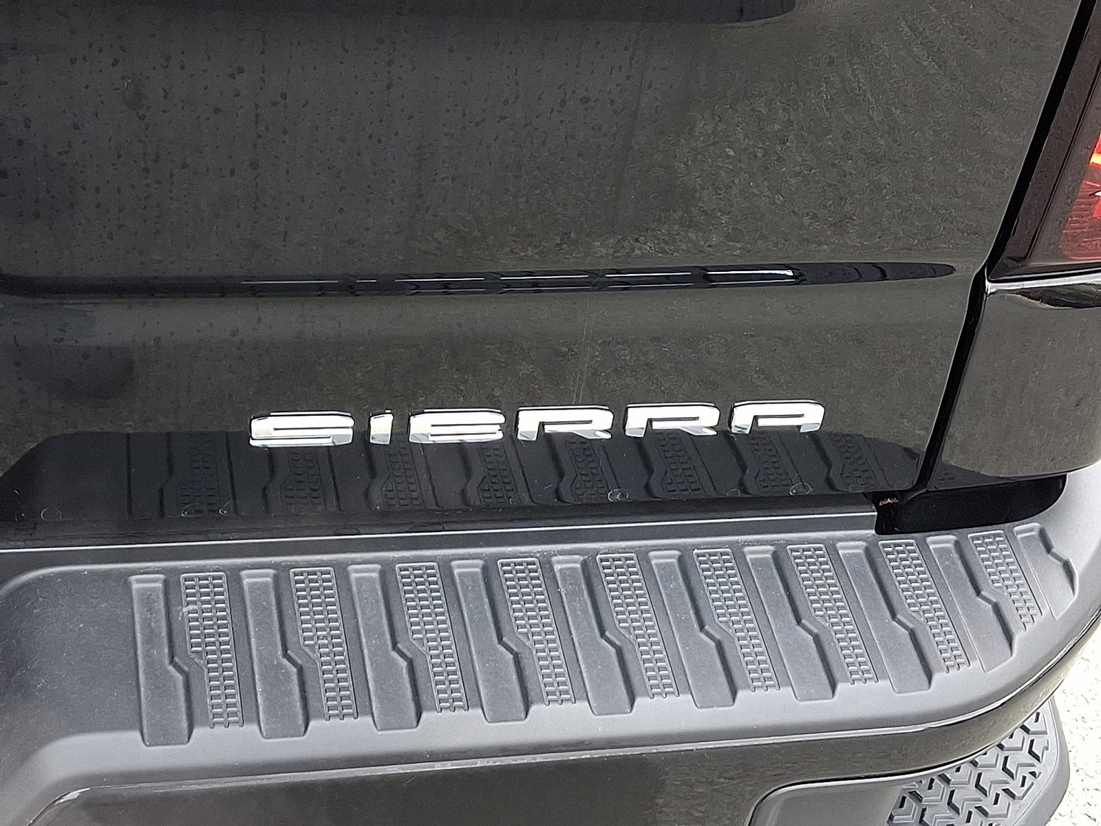 Used 2024 GMC Sierra 1500 Denali w/ Denali Reserve Package image 29