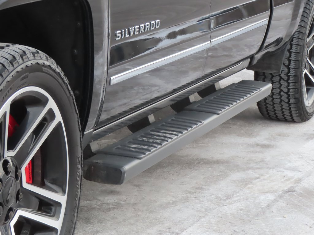 Used 2018 Chevrolet Silverado 1500 LTZ Z71 image 17