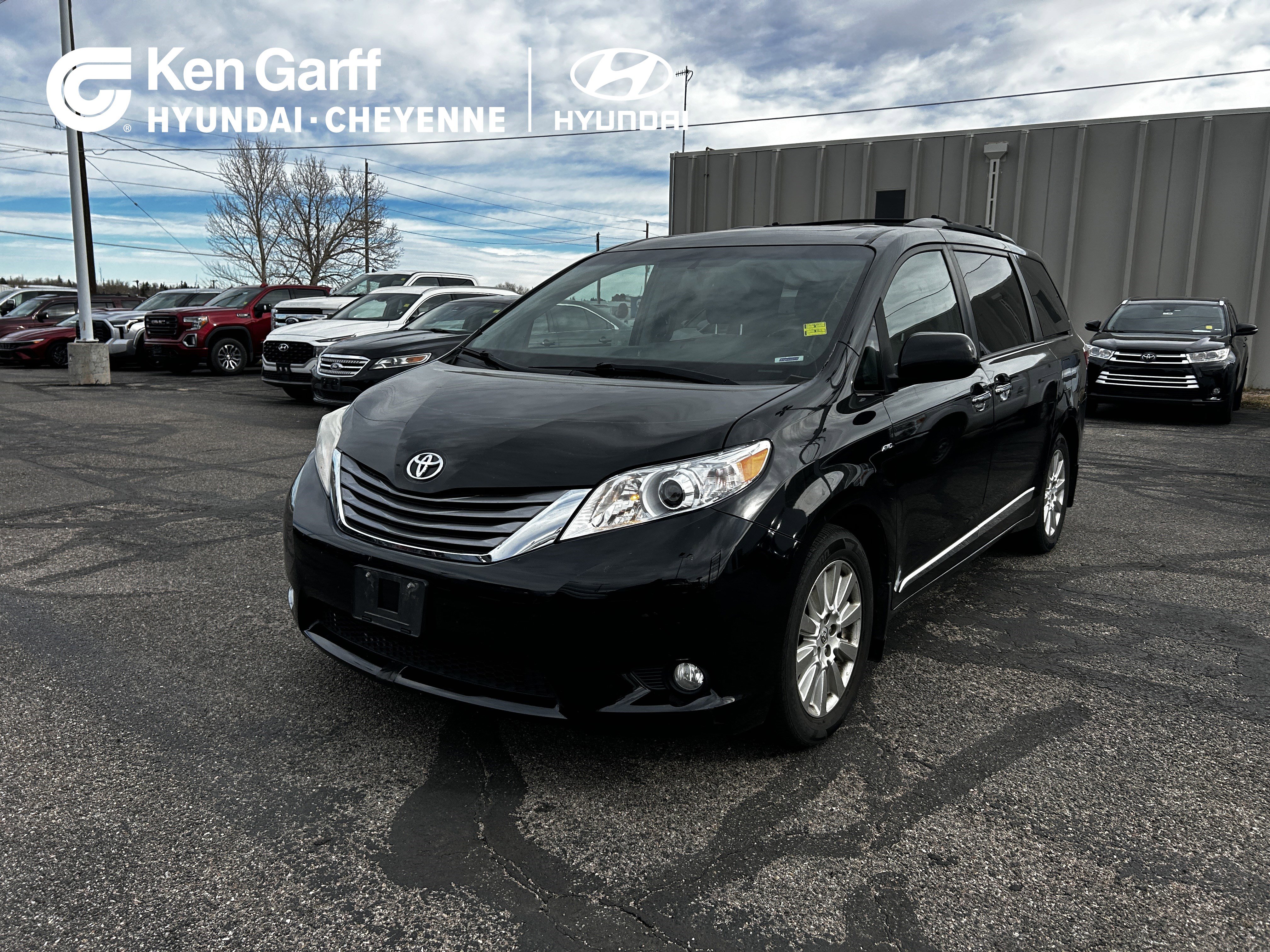 Used 2016 Toyota Sienna XLE