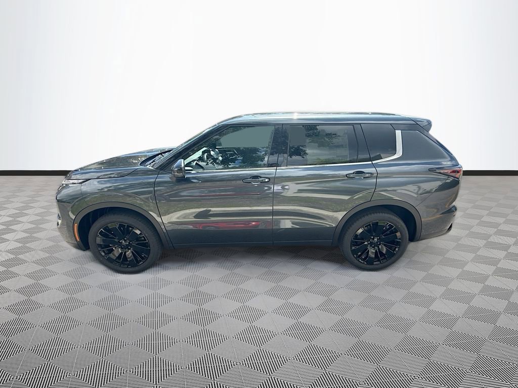 New 2026 Mitsubishi Outlander LE FWD image 4