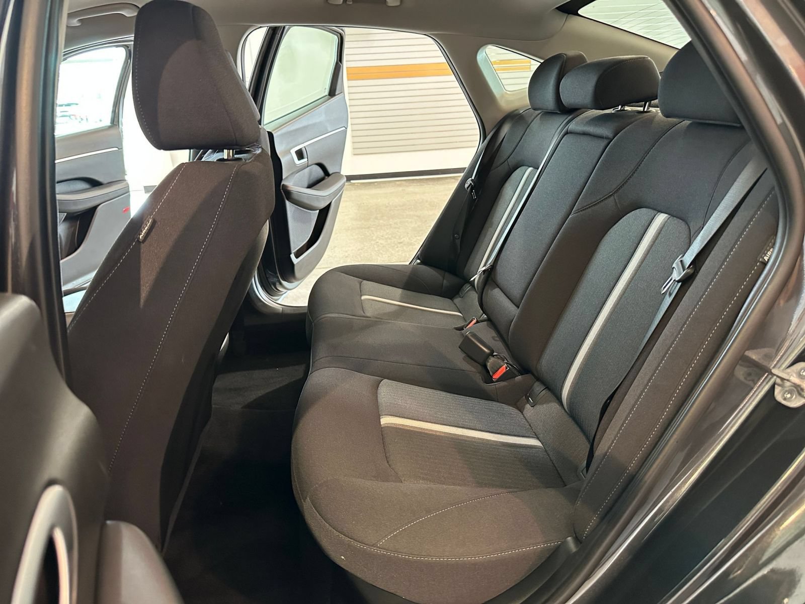 Used 2025 Hyundai Sonata SEL FWD image 25