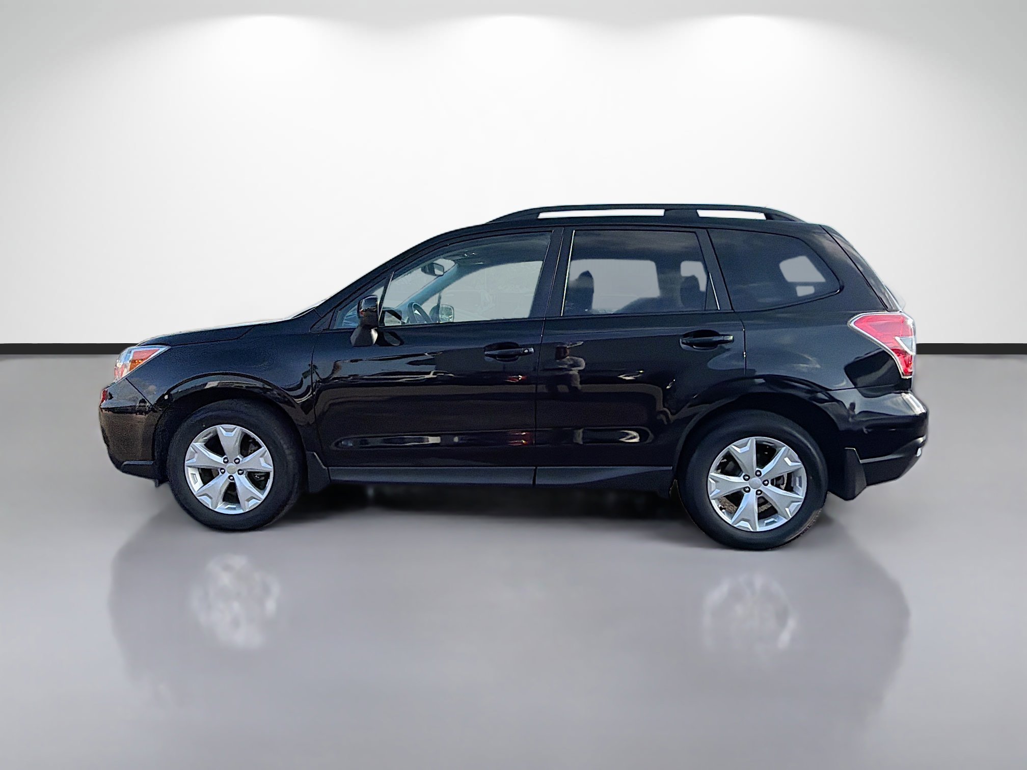 Used 2015 Subaru Forester 2.5i Premium w/ Popular Package #2 image 6
