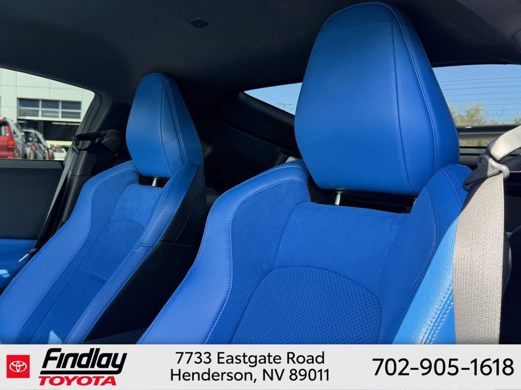 Used 2024 Nissan Z Performance w/ Floor Mat Package RWD image 7