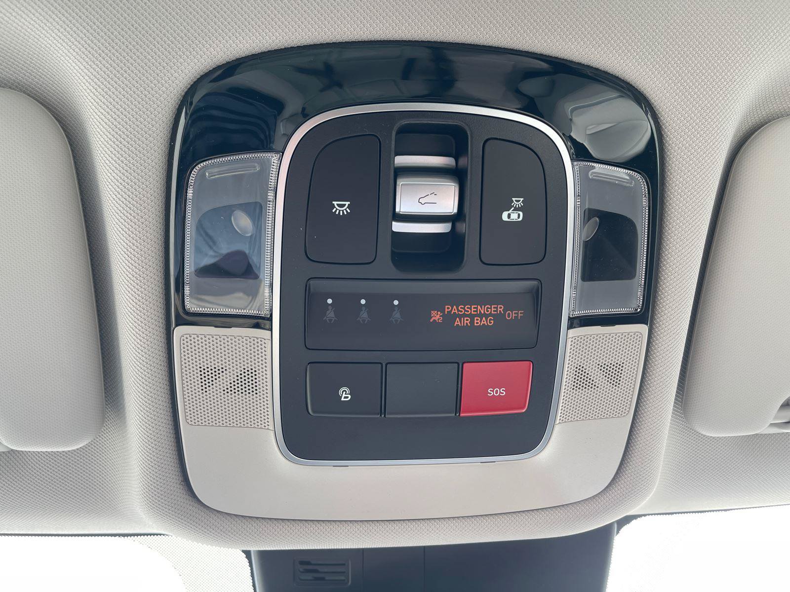 Certified 2024 Hyundai Tucson Limited AWD/4WD image 25